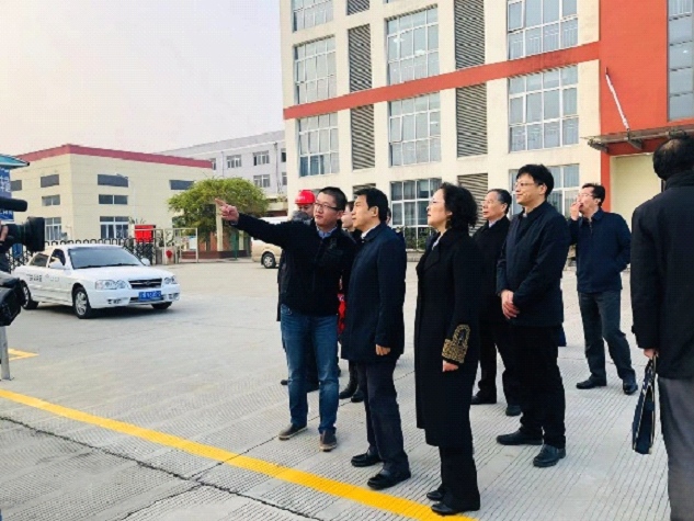 2019年11月27日泰興市委書記劉志明一行來(lái)我司調(diào)研(圖2) 2019年11月27日泰興市委書記劉志明一行來(lái)我司調(diào)研(圖2)